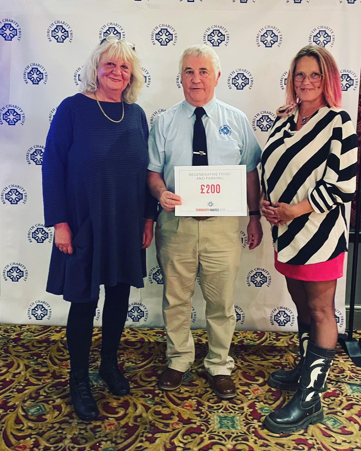 What an exciting evening at the Redruth Charity Trust annual awards last night.  Sharing the room with incredible people , hearing heart warming stories, beautiful singing voices, and from community groups, giving a real insight to the community cohesion in Redruth. Redruth Charity Trust work tirelessly attracting local sponsors to support organisations in Redruth. It was great to see Some familiar faces and representatives from organisations we support with fresh produce.  Gleaning Cornwall were very grateful to receive £200 which will supply new flasks, these are used in the fields to  provide well deserved  hot refreshments to our dedicated volunteers after gleans. The money will also go towards providing PPE cut proof gloves to keep our ever growing team of volunteers safe. So a massive thank you again for a wonderful night.#redruthcharitytrust #regenerativefoodandfarming #communitysupport #redruth #support